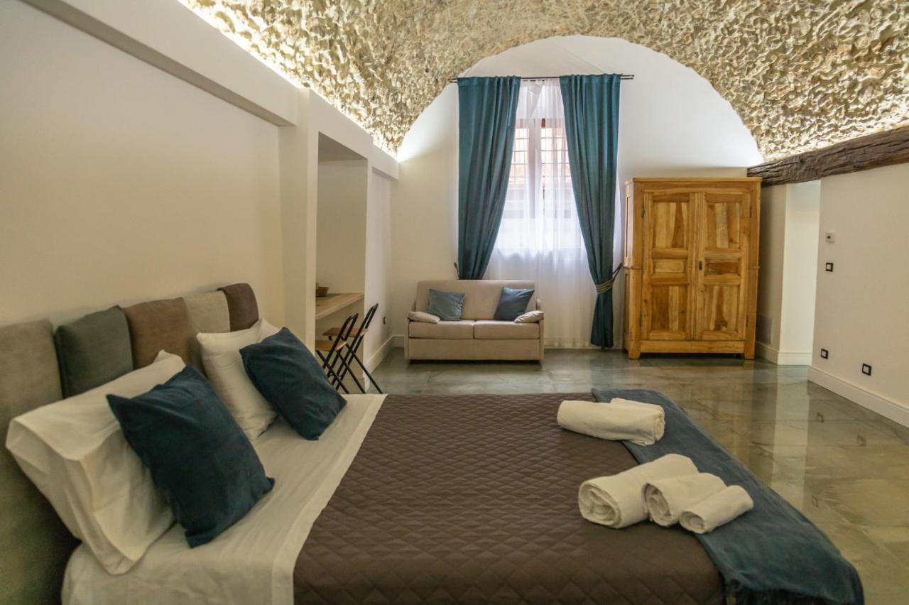 La Rondine Bed & Breakfast Tagliacozzo Bagian luar foto
