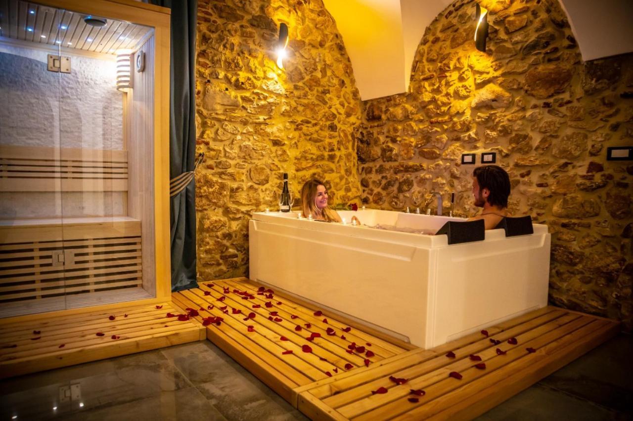 La Rondine Bed & Breakfast Tagliacozzo Bagian luar foto